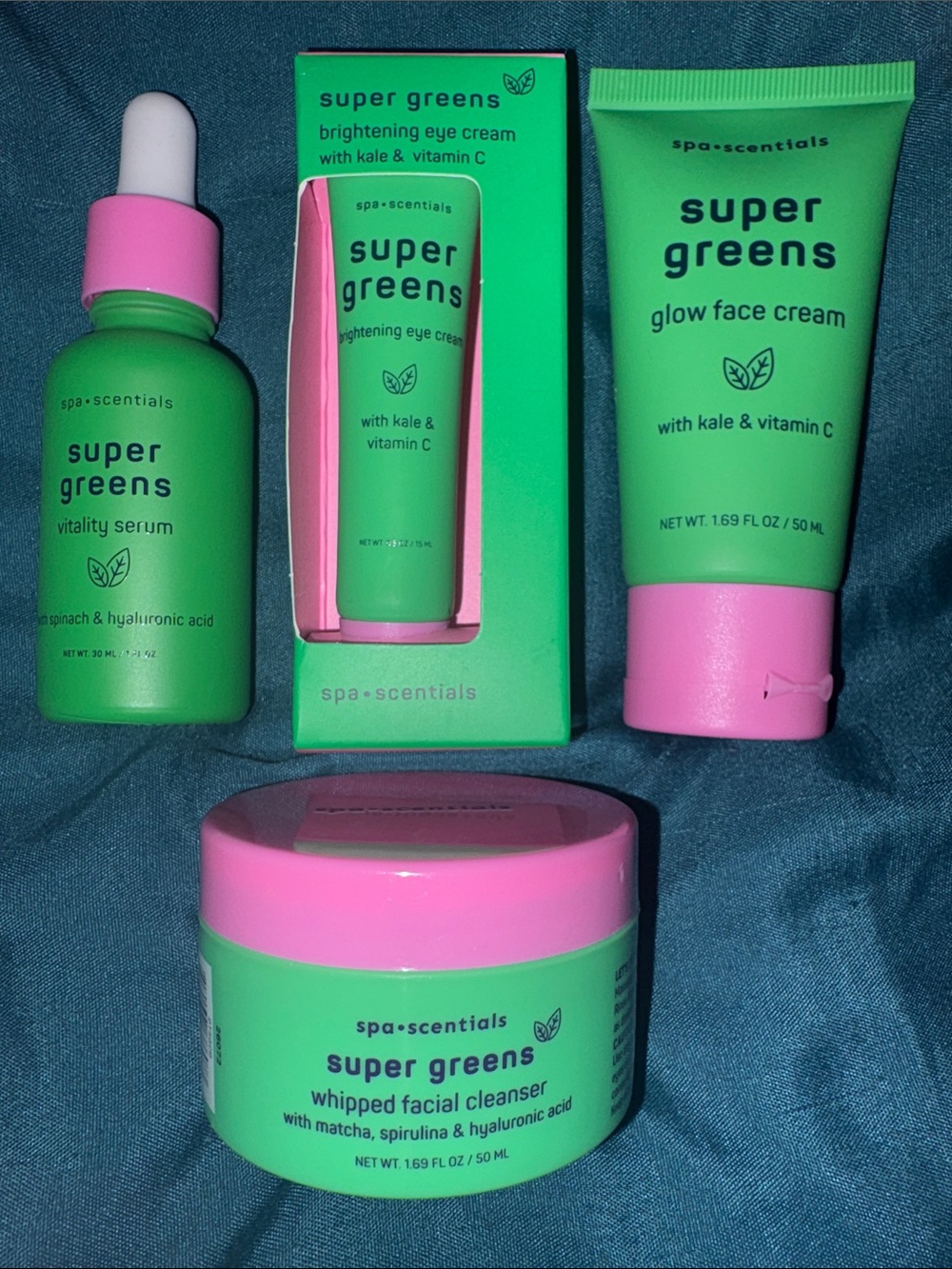 4 Spa Scentials - Super Greens - Glow Face & Eye Cream & Facial Cleanser & Serum